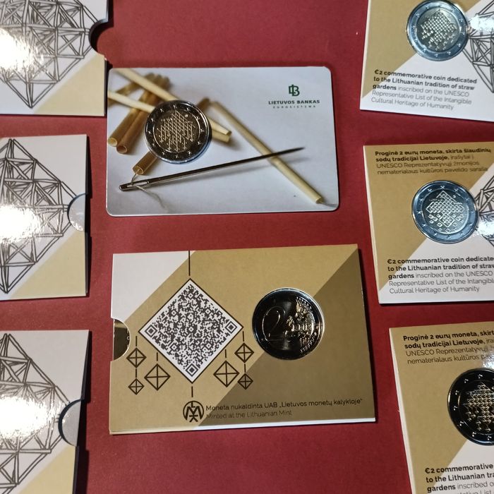 Moeda Coincard Lituânia 2024 , jardins de palha