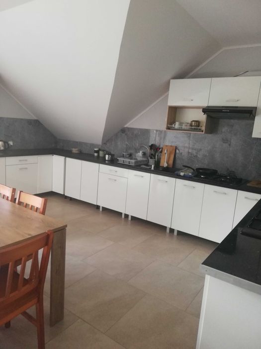 Pokoje 3 osobowe z łazienką blisko CPK Baranów i Panattoni Kozerki