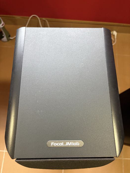 Chão Focal Chorus 714S (90W, 8Ω)
