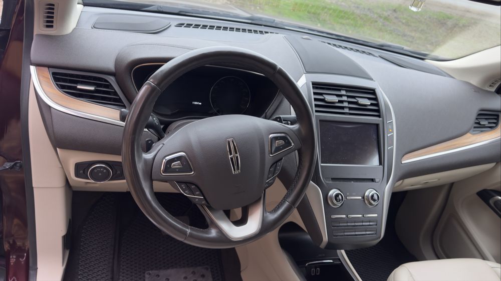 Lincoln MKC 2019
