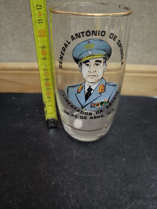 Copo general Antonio Spinhola de 25 Abril