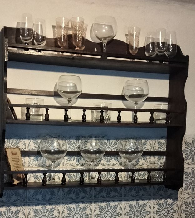 Estante de parede usado