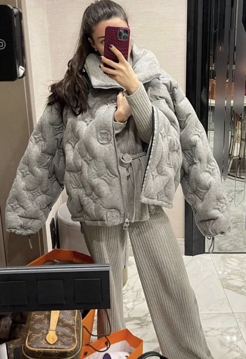 шикарный бомбер пуховик Louis Vuitton
