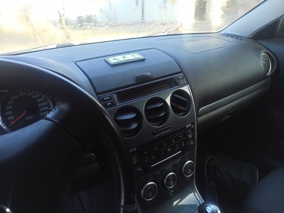 Автомобиль Mazda 6