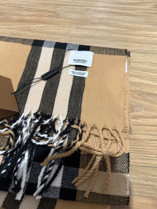 Kaszmirowy szalik Burberry