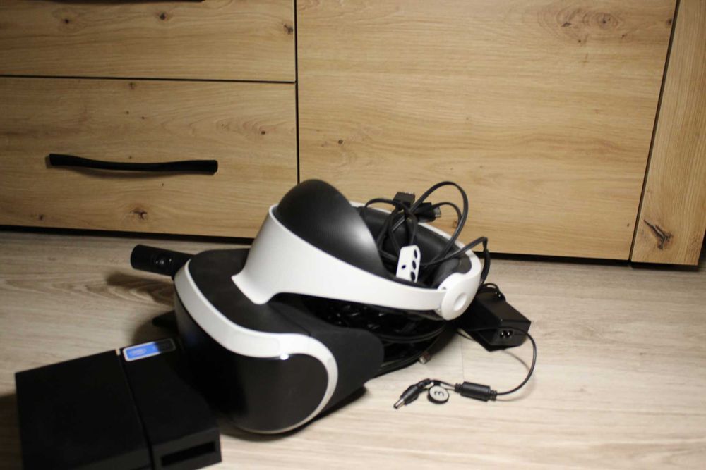 PSVR Gogle VR wraz z Kontrolerami MOVE