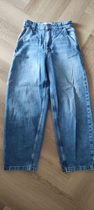Spodnie Bershka rozmiar 32