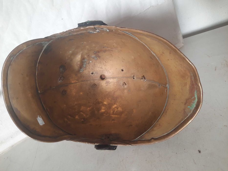 Capacete antigo dos bombeiros franceses