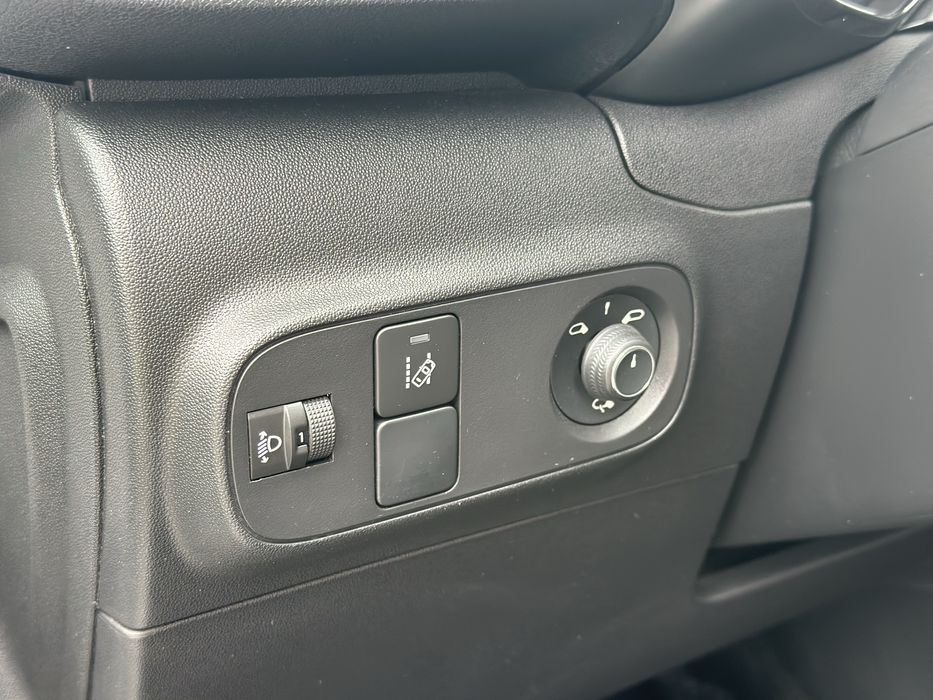 Продам Citroen C3 2019