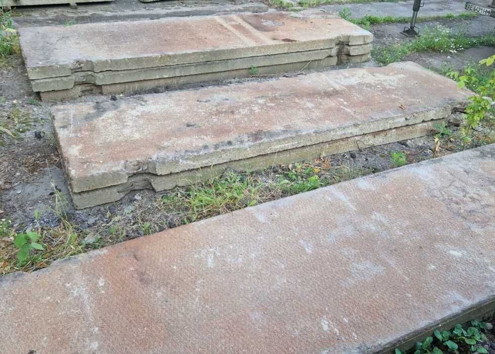 Плита 1П30.18.30 б/в. Розмір 3х1.75.