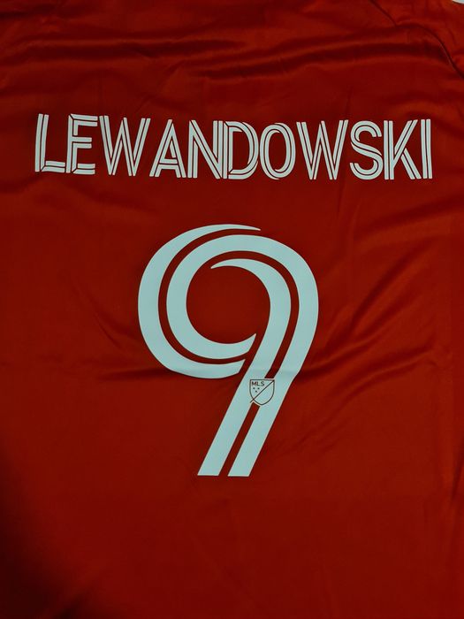 Nowa koszulka domowa adidas Chicago Fire Robert Lewandowski 9 S