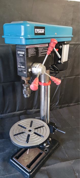 Berbequim de Coluna 750W – Erbauer