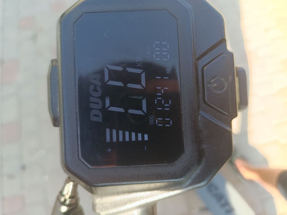Електросамокат  DUCATI