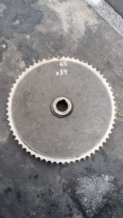 Зірочка 65 зубів крок 15,875 звездочка