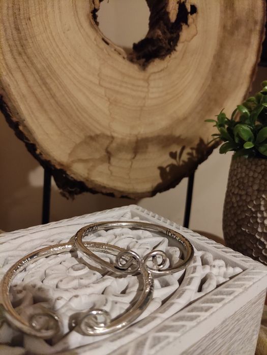 Escrava indiana ajustável