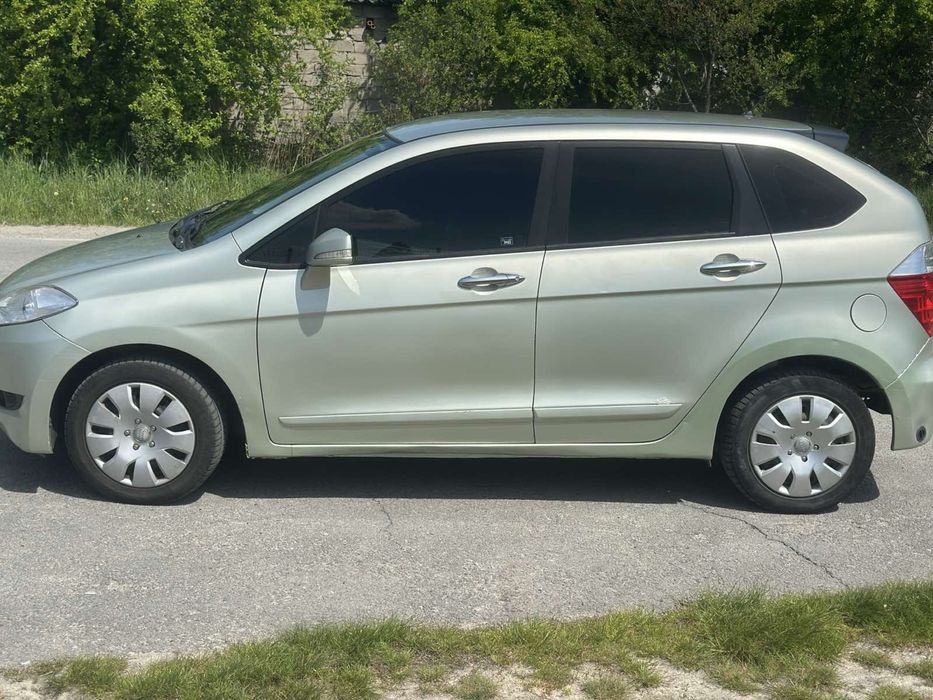 Honda FR-V  2.0 газ/бензин