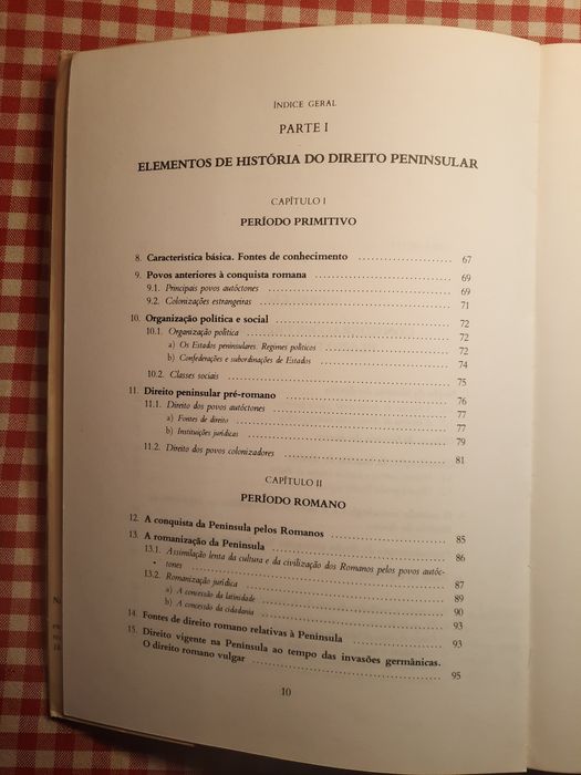 História do Direito Português  de Mário Júlio de Almeida Costa