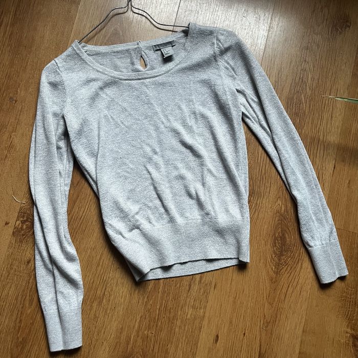 biała kremowa bluzka na długi rękaw sweter sweterek z brokatem h&m