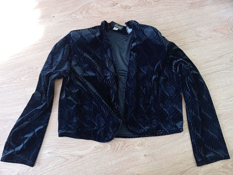 Czarna narzutka Giovani