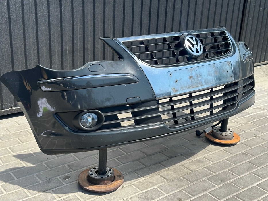 Бампер передній Тоуран ресталійнг бампер голий Touran 2007-2010