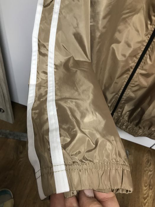 Ветровка новая Boohoo 48 рр