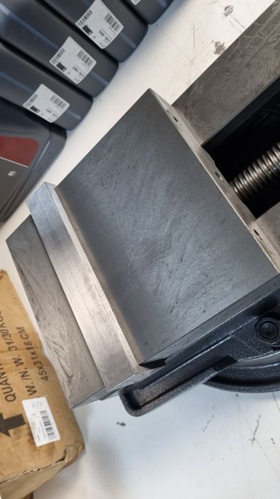 Тиски прецизионные станочные QM16160. 16200. поворотные (лещата)