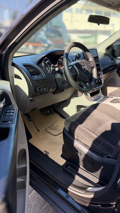 Grand Caravan Dodge