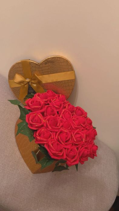 Arranjo de rosas perfumadas produto artesanal