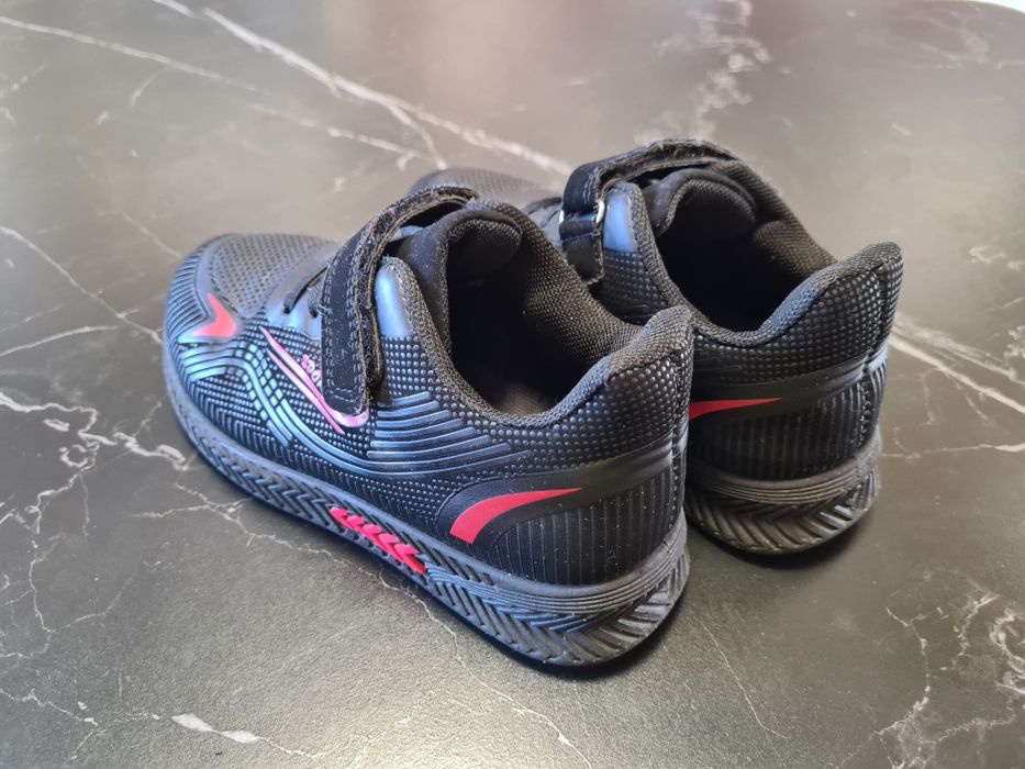 Кросівки дитячі 32 р. 20,5 см стелька