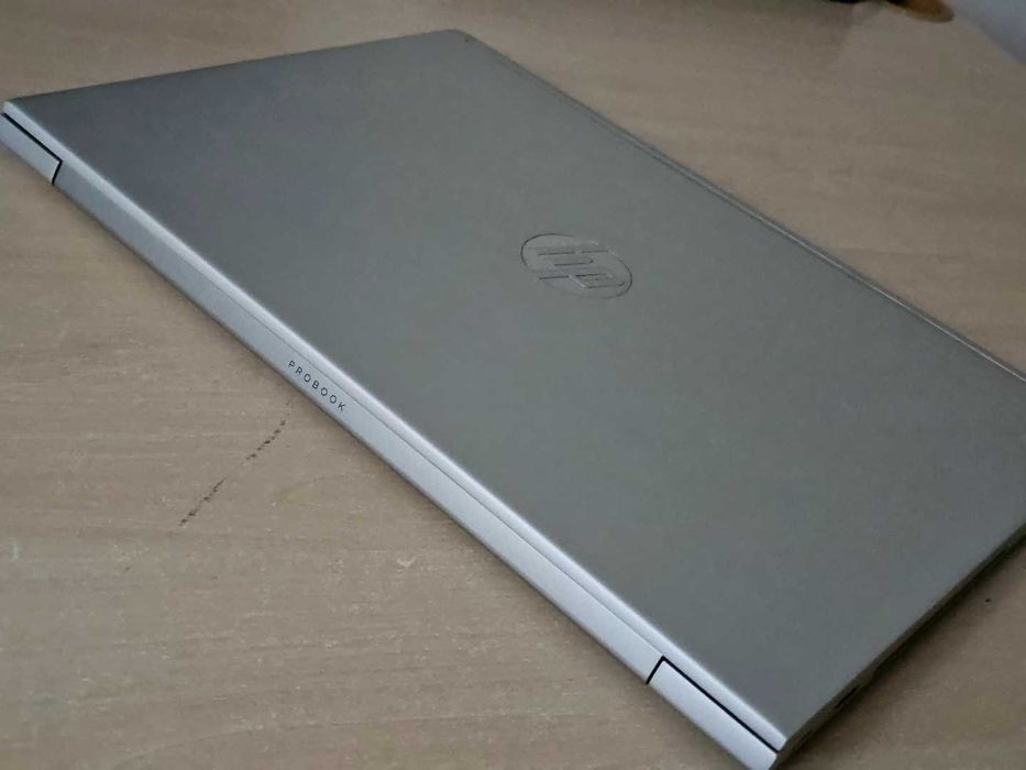 laptop HP 15 cali z podświetlaną klawiaturą, full HD, SSD, 4 rdzenie