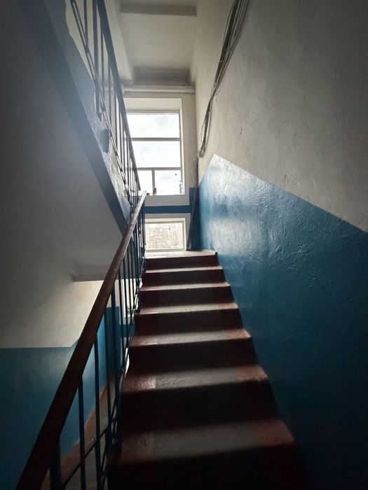 Продаж 2 кімнат в гуртожитку вул. Космонавтів, Інгульський р-н.