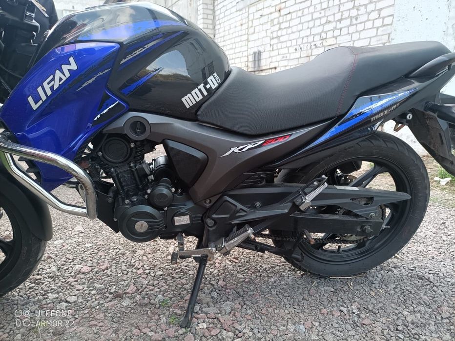 Продам Lifan KP200