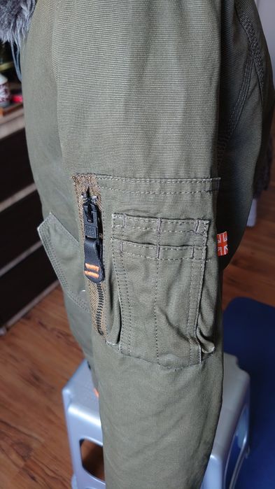 Superdry kurtka męska M pilotka kołnierz z misia przejściowa bomberka