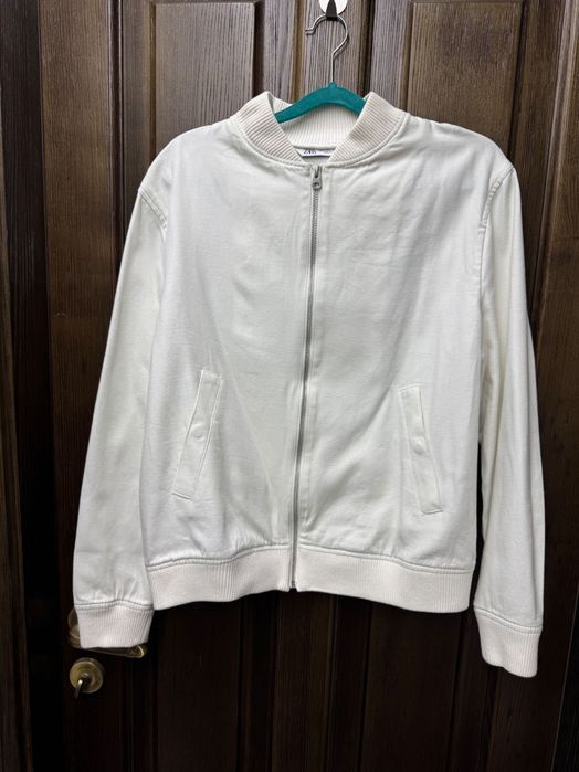 Бомбер Zara жіночий
