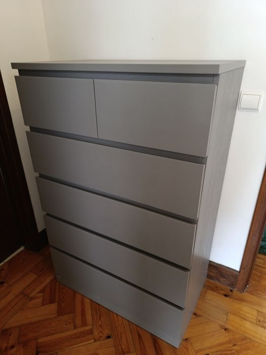 Cómoda IKEA de seis gavetas
