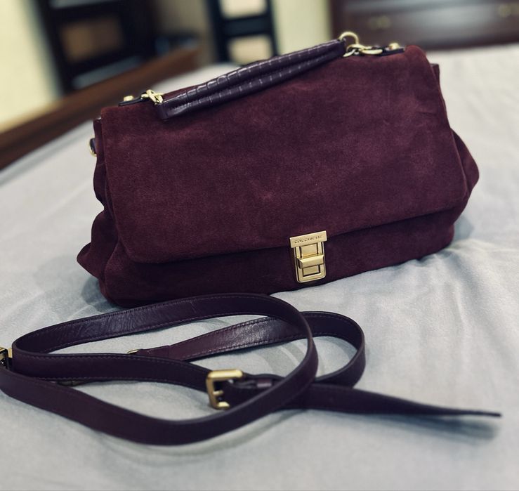 Продам женскую сумку Coccinelle