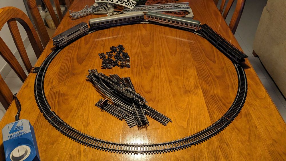 Pista Comboios Marca LIMA Models