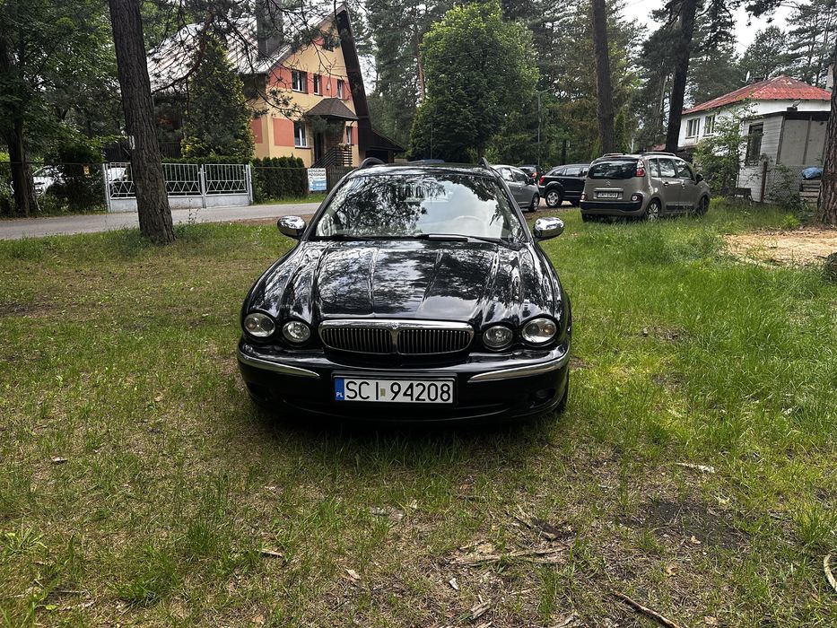Jaguar  x type  2 5  gaz  V  6  AWD  kombi