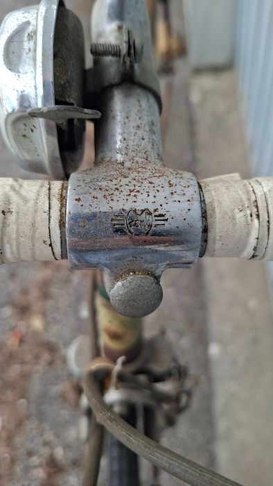 Bicicleta de corrida antiga anos 60/70 para restauro