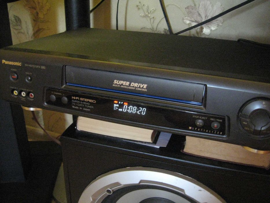 Видеомагнитофон HI-FI Panasonic NV-HD 7070PX. 6 Heads. Stereo.