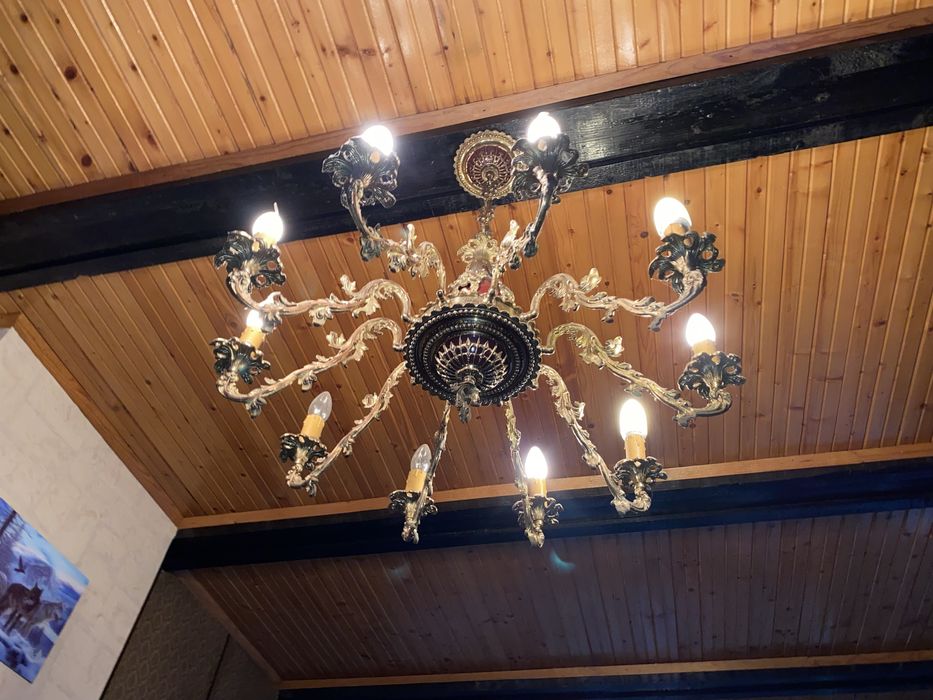 Żyrandol mosiężny