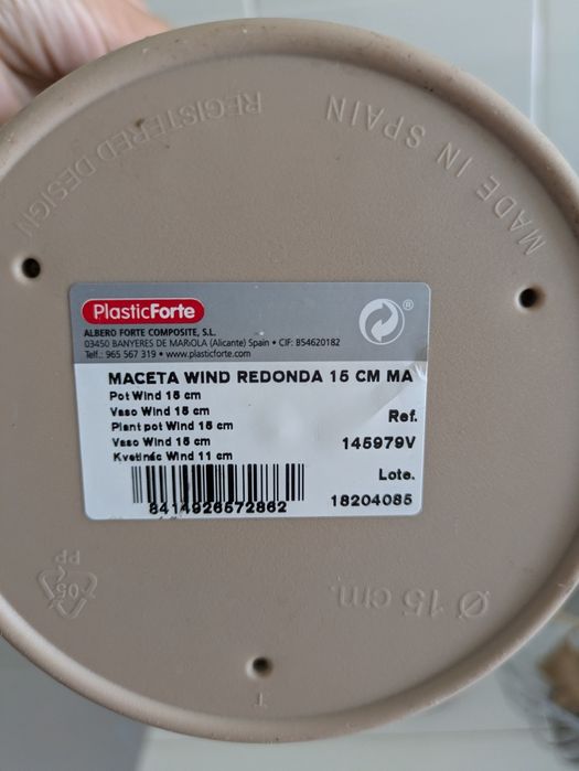 Vários vasos para plantas