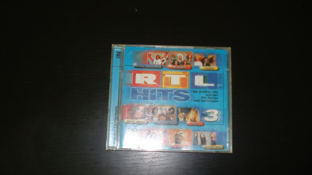 CDs e DVDs variados