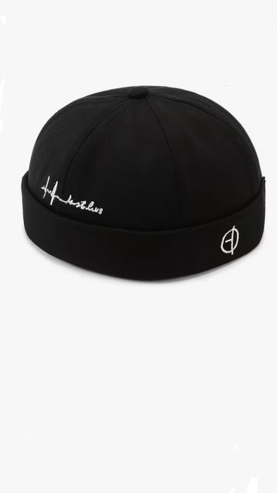 Моднява кепка на дорослих!