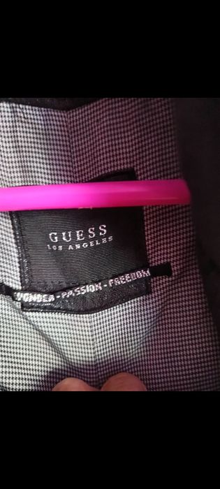 Czarna damska kurtka