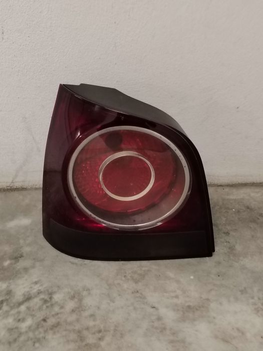 Vendo Farolim esquerdo vw polo 9n3