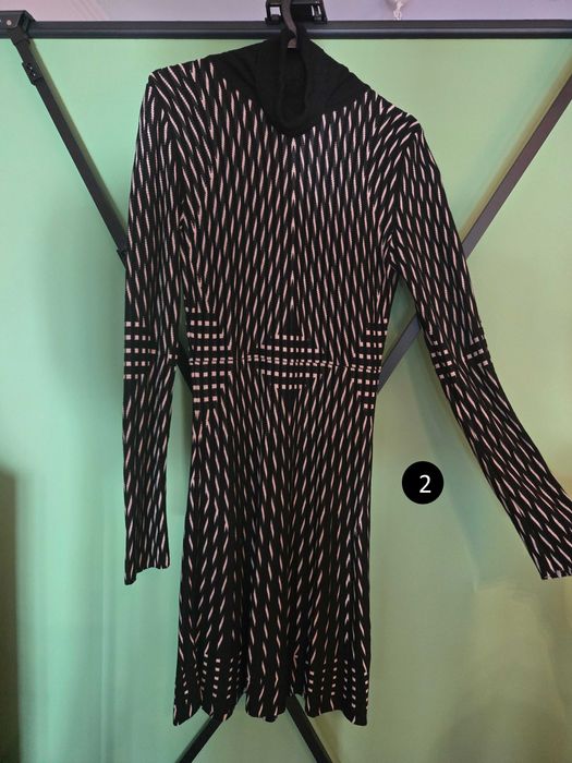 Vestidos (ref: 1..8]- Roupa nova / muito pouco usada (com marca)