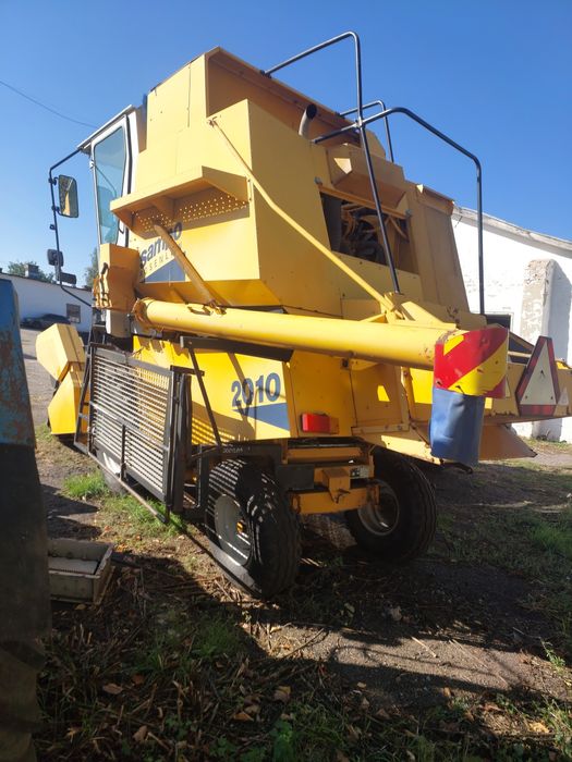 Комбайн колісний SAMPO