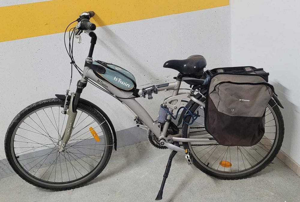 Bicicleta BTwin aro 26 18 marchas Shimano 2 amortecedores