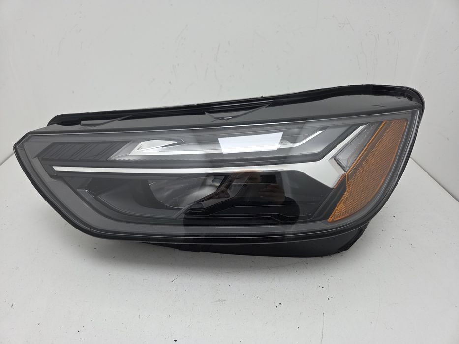 Фара ліва Audi Q5 80A 2022-2025 USA